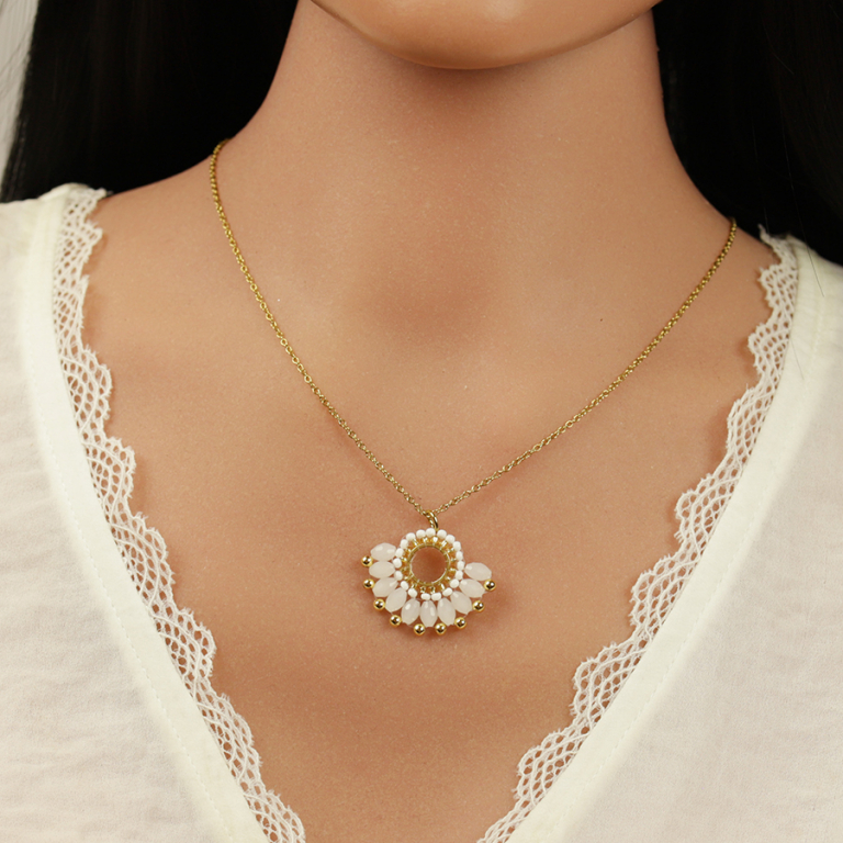 Collier en acier dor� pendentif forme eventail blanc  - 42+10cm - Vue 20