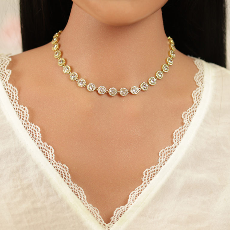Collier en acier dor� ronds d\'oxydes blancs sertis contour avec oxydes blancs sertis - 31+14cm - Vue 20