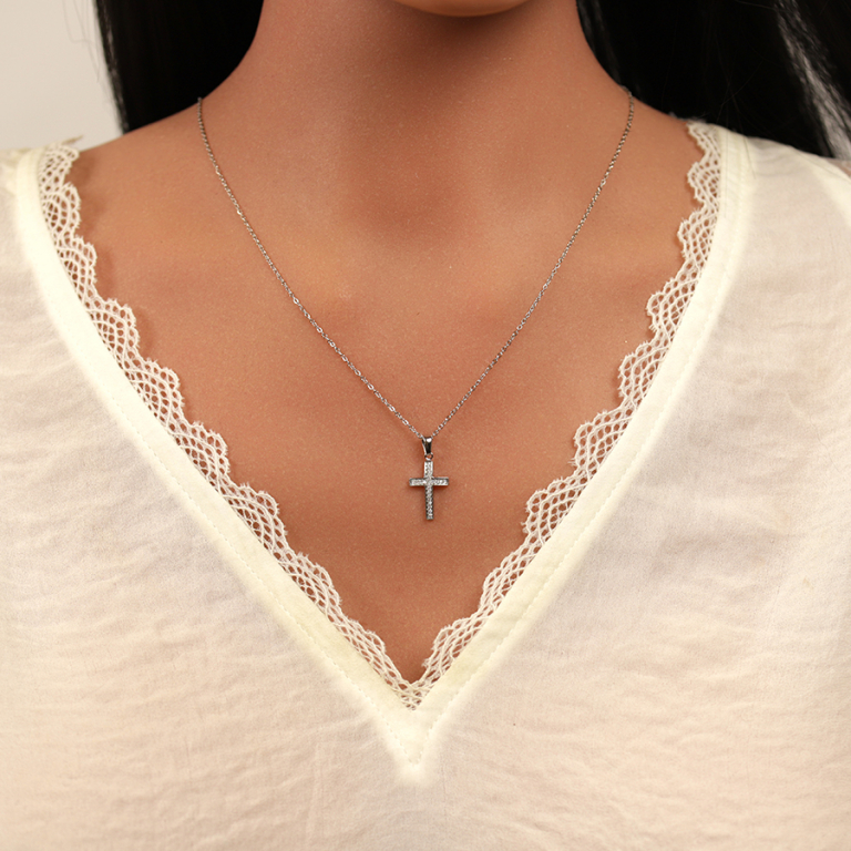 Collier en acier croix 17mm x 10mm avec oxydes blancs sertis - 40+5cm - Vue 20