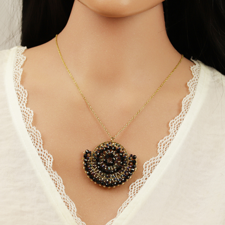 Collier en acier dor� pendentif rond boh�me avec pierres de diff�rents bleus  -  42+10cm - Vue 20