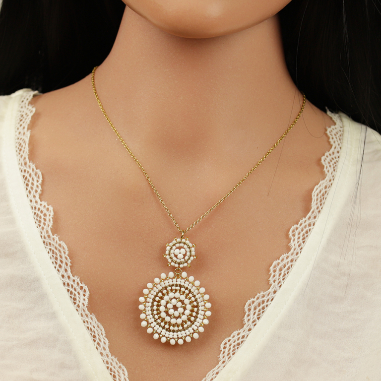 Collier en acier dor� pendentif rond boh�me avec pierres blanches et roses -  42+10cm - Vue 20