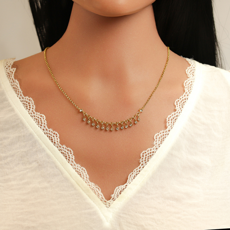 Collier en acier dor� pampilles d\'oxydes blancs sertis - 40+5cm - Vue 20