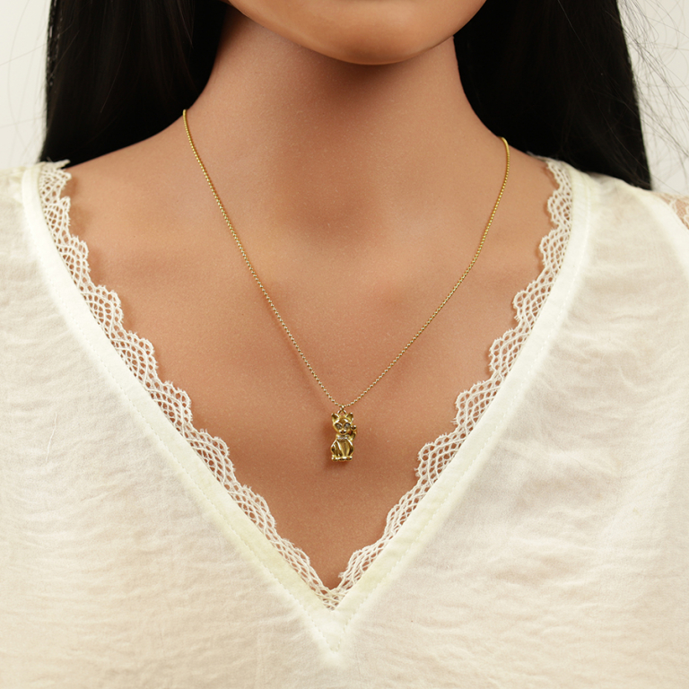 Collier en acier dor� avec pendentif chat 17mm avec oxydes blancs sertis - 40+5cm - Vue 20