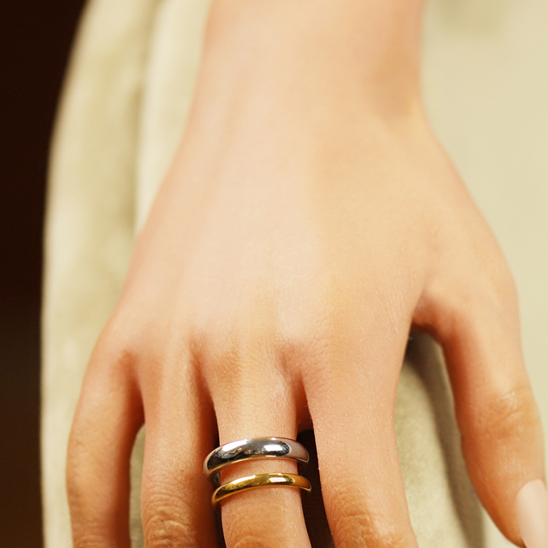Bague deux rangs en acier bicolore ouverte et réglable - Vue 20