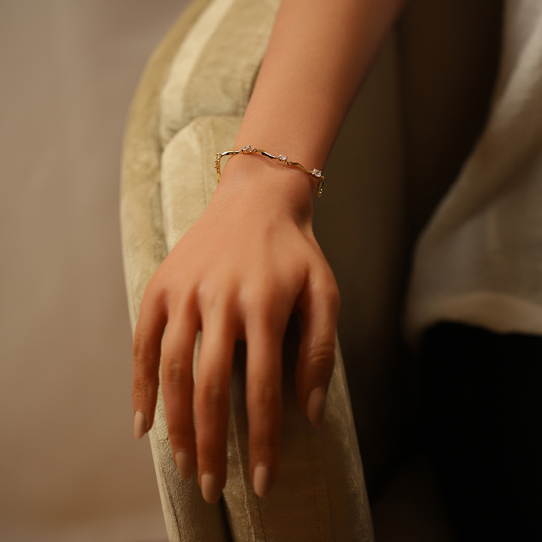 Bracelet en plaqué or oxydes blancs 17+3cm - Vue 20