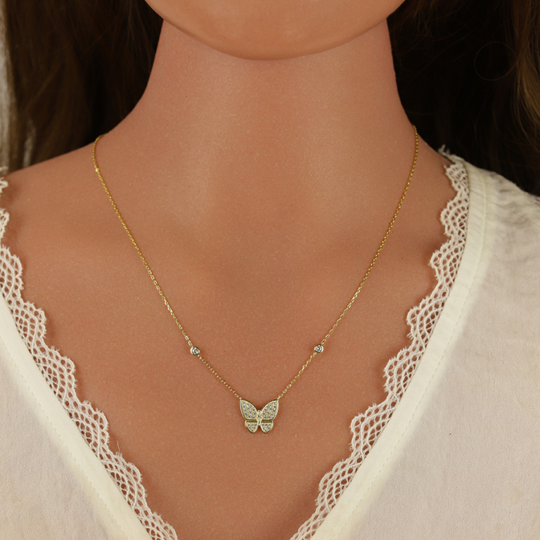 Collier en plaqu� or papillon empli d\'oxydes blancs sertis - 40+5cm - Vue 20