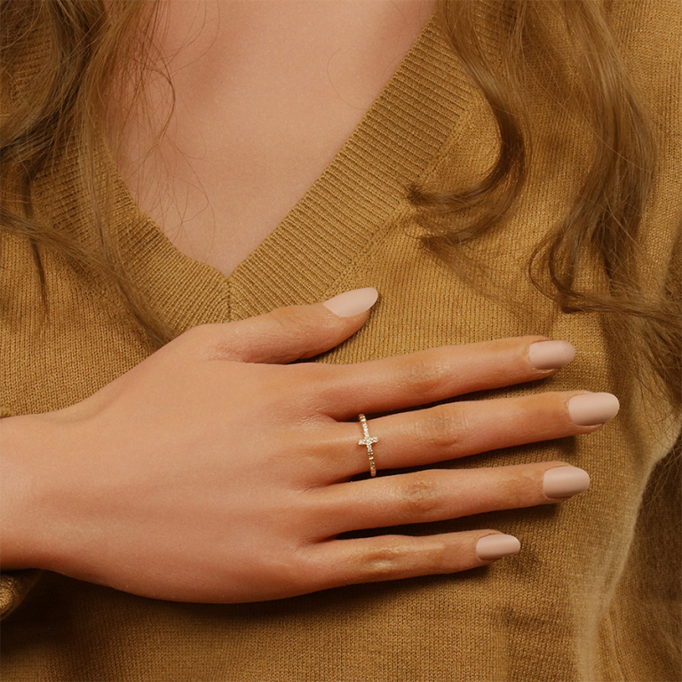 Bague en plaqu or boules avec croix oxydes blancs sertis - Vue 20