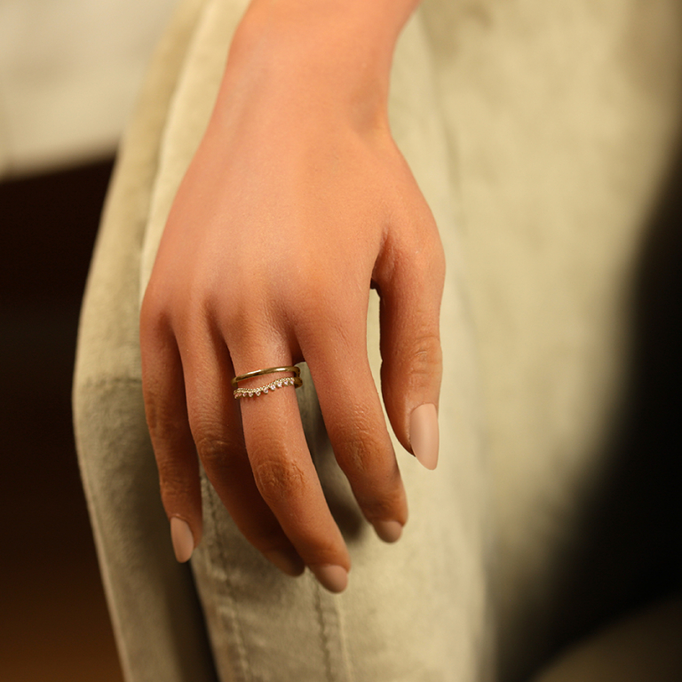 Bague en plaqu or double rangs dont un avec oxydes blancs sertis - Vue 20