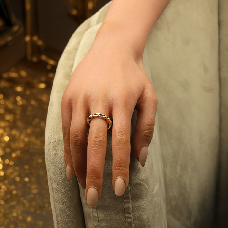 Bague anneau en plaqu� or finition martel�e - Vue 20