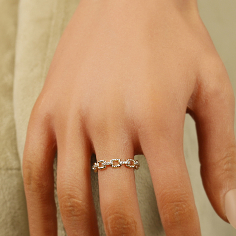 Bague chaine en plaqu� or maille avec oxydes blancs - Vue 20