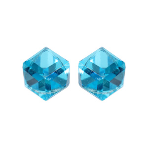 Boucles d'oreille en argent rhodié cube bleu et fermoir poussette