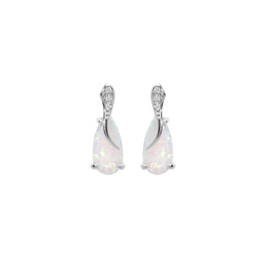 Boucles d’oreille en argent rhodié Opale blanche de synthèse ovale et oxydes blancs sertis avec fermoir poussette