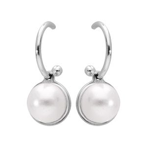 Créoles en argent rhodié anneau avec perle blanche de Swarovski suspendue et fermoir poussette