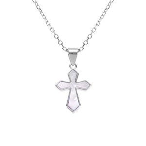 Collier en argent rhodié chaîne avec pendentif croix contour Nacre blanche et coeur « love » 39+4cm
