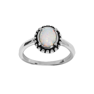 Bague en argent rhodié Opale blanche de synthèse cerclée de picot patiné