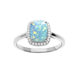Bague en argent rhodié carré avec Opale turquoise de synthèse et contour d’oxydes blancs sertis