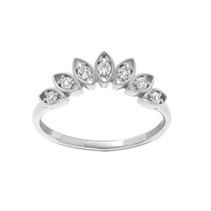 Bague en argent rhodié forme de couronne V et navettes d'oxydes blancs sertis