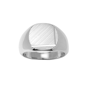 Chevalière en argent plateau ovale brossé en biais et strié sur 2 bords consécutifs