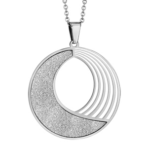 Collier en acier chaîne avec pendentif disque avec 1 moitié granitée et l'autre avec rainures ajouré