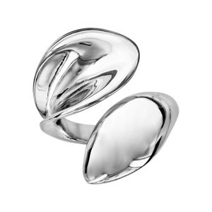 Bague en acier ouverte drapée sur le doigt avec 2 pointes