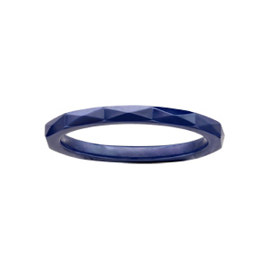 Alliance en céramique demi-jonc 2mm bleu à facette