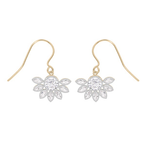 Boucles d’oreille en plaqué or demi fleur oxydes blancs sertis et fermoir crochet
