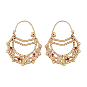 Créoles ethniques en plaqué or ornées de cristal synthétique rouge et blanc - diamètre anneaux 23mm