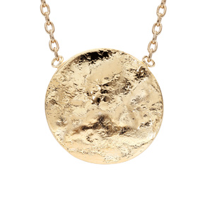 Collier en plaqué or chaîne avec pastille froissée 42cm