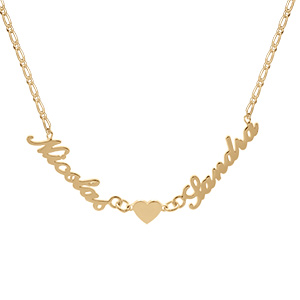 Collier en plaqué or chaîne mailles 1+1 largeur 2mm avec découpe anglaise 2 prénoms séparés par un coeur – longueur 40cm + 3cm de rallonge