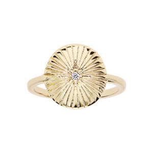 Bague en plaqué or ethnique ronde striée avec oxyde blanc serti