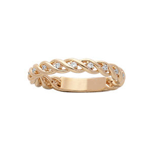 Bague en plaqué or style alliance brins croisés avec oxydes blancs sertis