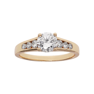 Bague en plaqué or grande taille rail pierres blanches et pierre centrale 4 griffes