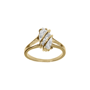 Bague en plaqué or forme navette ovale oxyde blanc
