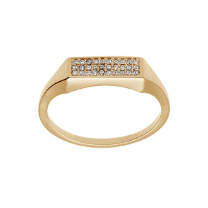 Chevalière femme plaqué or pavé forme rectangulaire avec oxydes blancs sertis