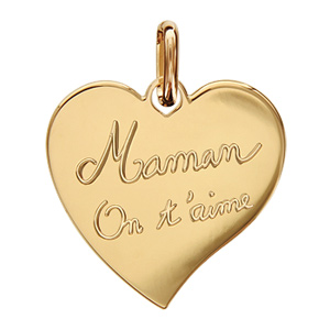 Pendentif en plaqué or coeur gravé « Maman on t’aime »