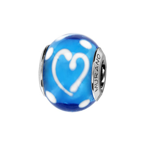 Charms Thabora en argent rhodié et verre de Murano véritable bleu ciel décoré de coeurs et de points blancs