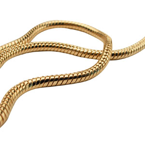 Collier en plaqu� or maille serpentine - 1 mm diam�tre et longueur 40cm - Vue 2